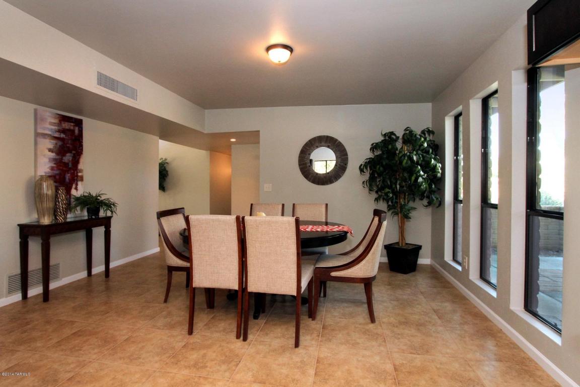 7600 E Hampton Pl, Tucson, AZ 85715 photo 11
