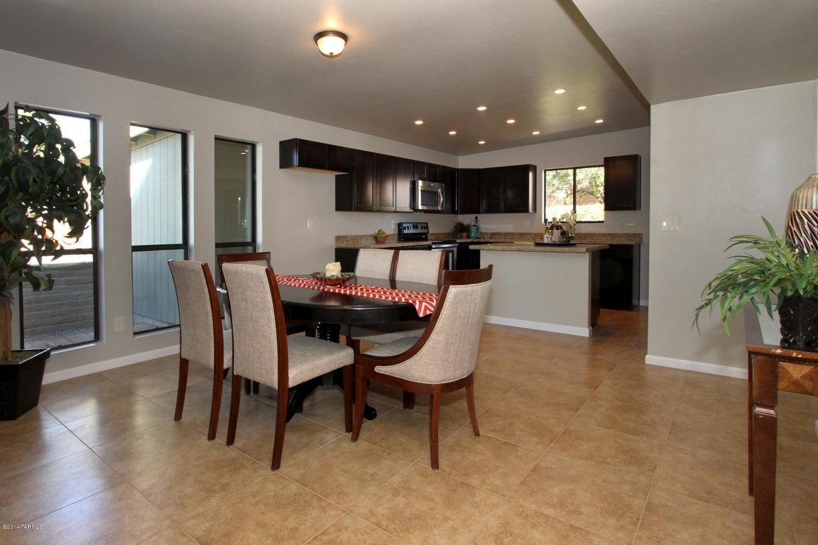 7600 E Hampton Pl, Tucson, AZ 85715 photo 3