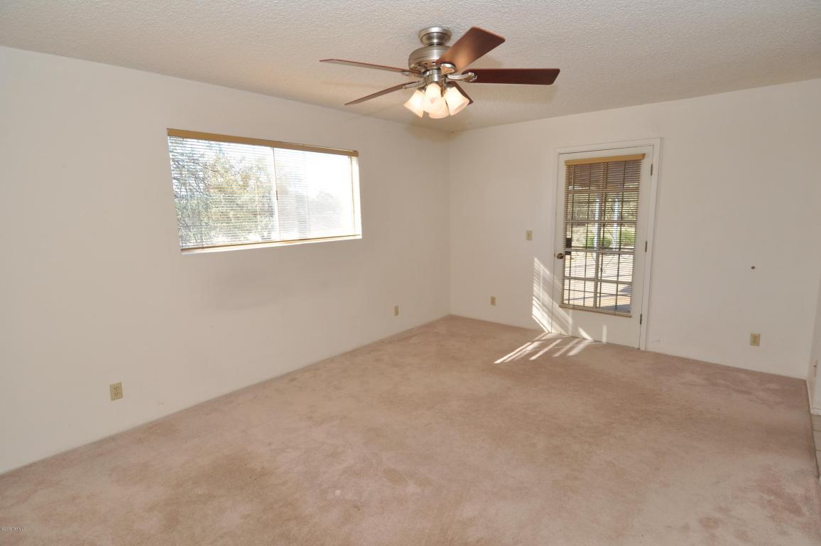 9630 E Walnut Tree Dr, Tucson, AZ 85749 photo 14