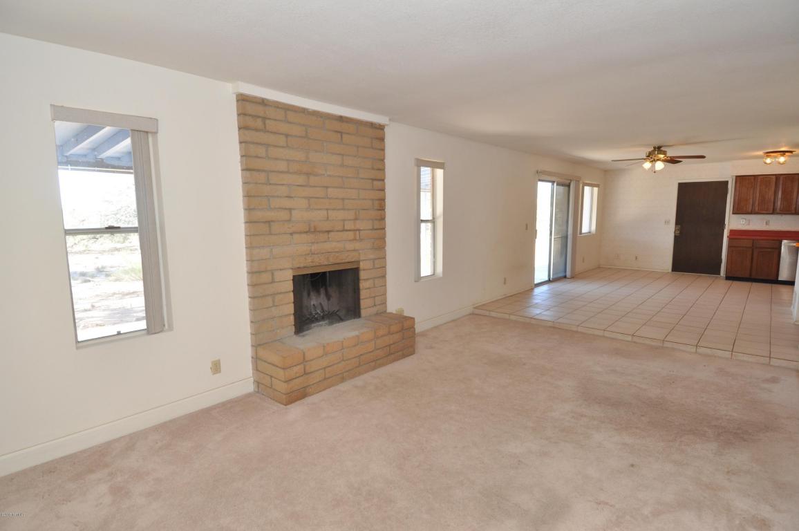 9630 E Walnut Tree Dr, Tucson, AZ 85749 photo 6
