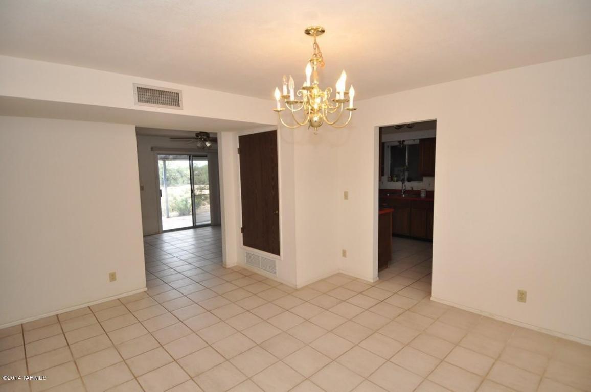 9630 E Walnut Tree Dr, Tucson, AZ 85749 photo 11