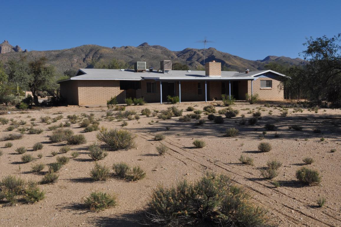 9630 E Walnut Tree Dr, Tucson, AZ 85749 photo 1