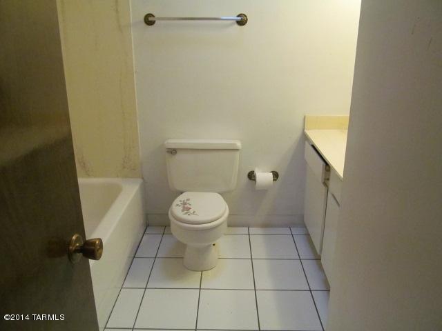 6730 E River Rd, Tucson, AZ 85750 photo 22
