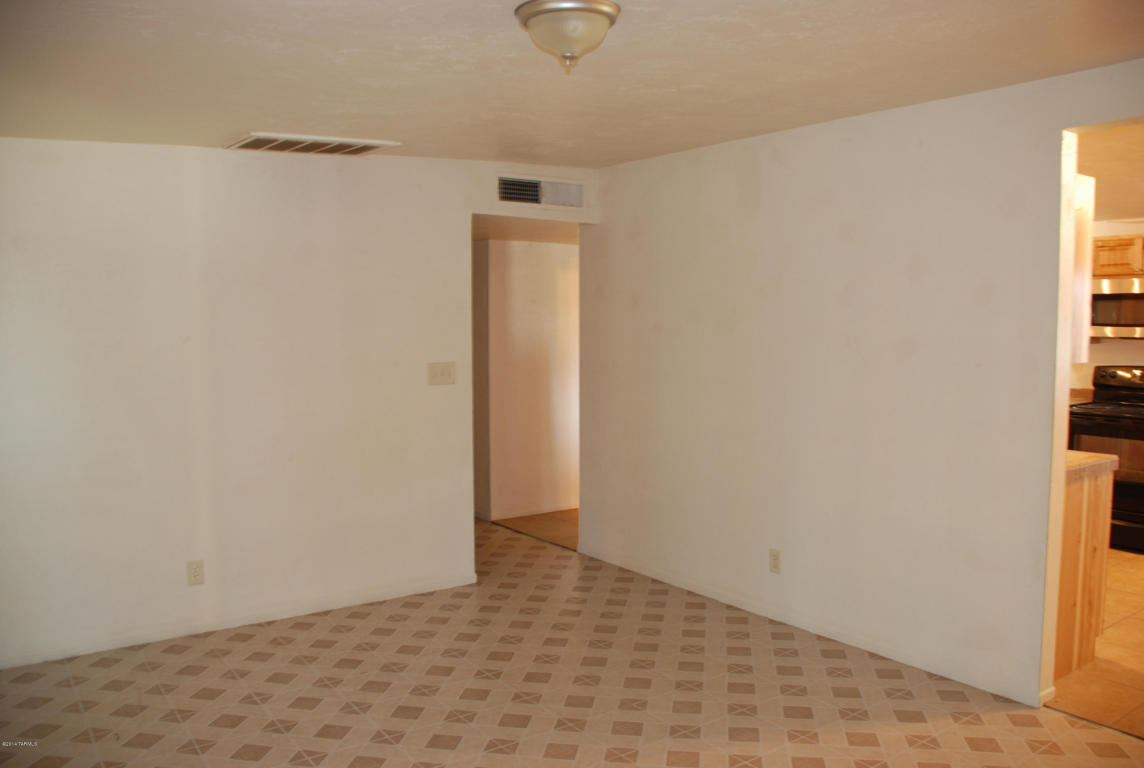 7933 E 19th Pl, Tucson, AZ 85710 photo 5