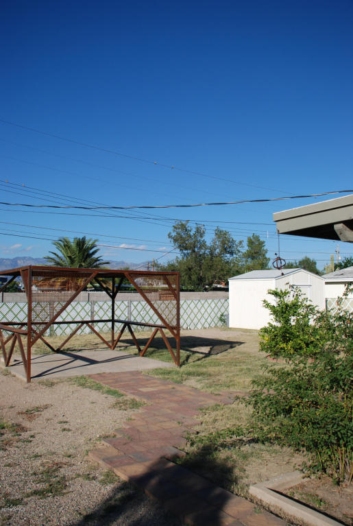 7933 E 19th Pl, Tucson, AZ 85710 photo 17