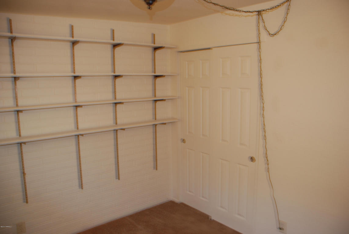 7933 E 19th Pl, Tucson, AZ 85710 photo 9