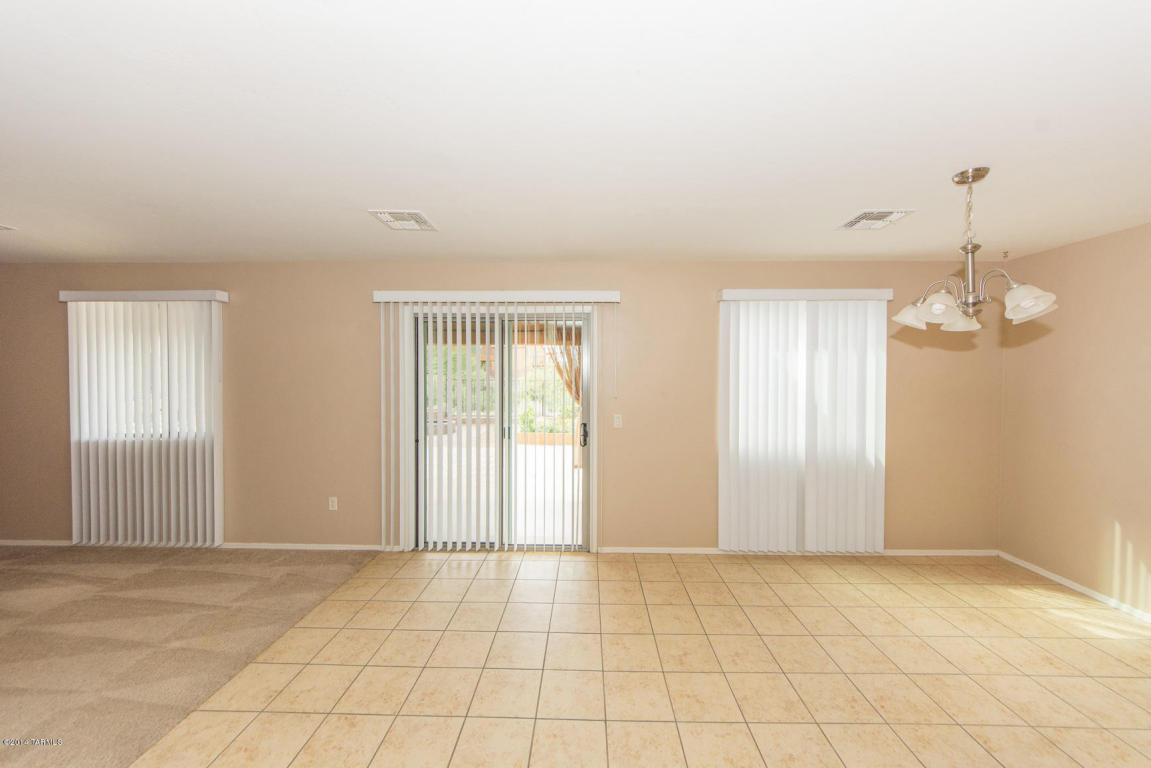 654 S Willis Ray Ave, Vail, AZ 85641 photo 21