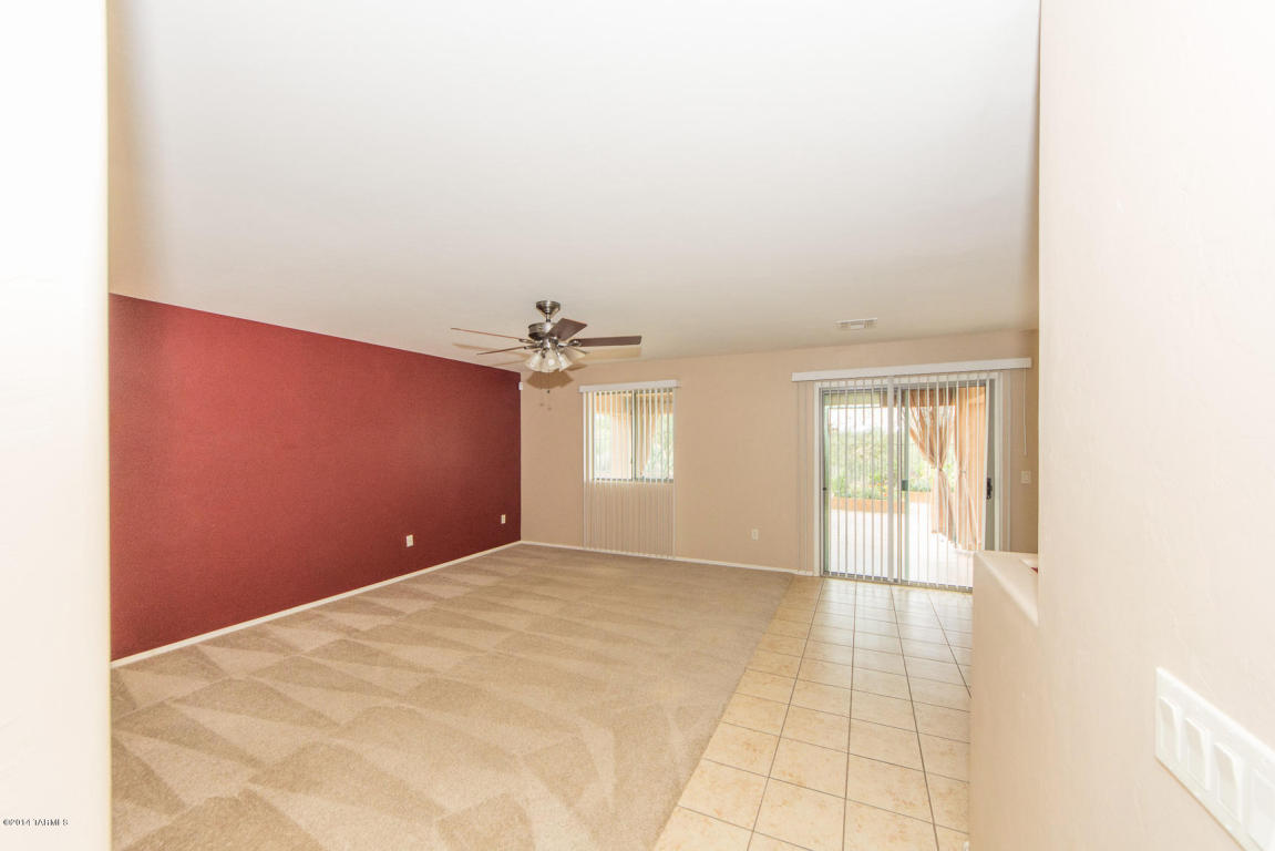 654 S Willis Ray Ave, Vail, AZ 85641 photo 16