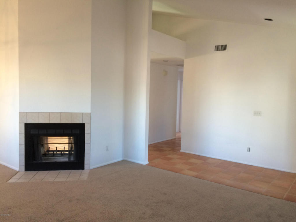 9060 N Eaglestone Loop, Tucson, AZ 85742 photo 10