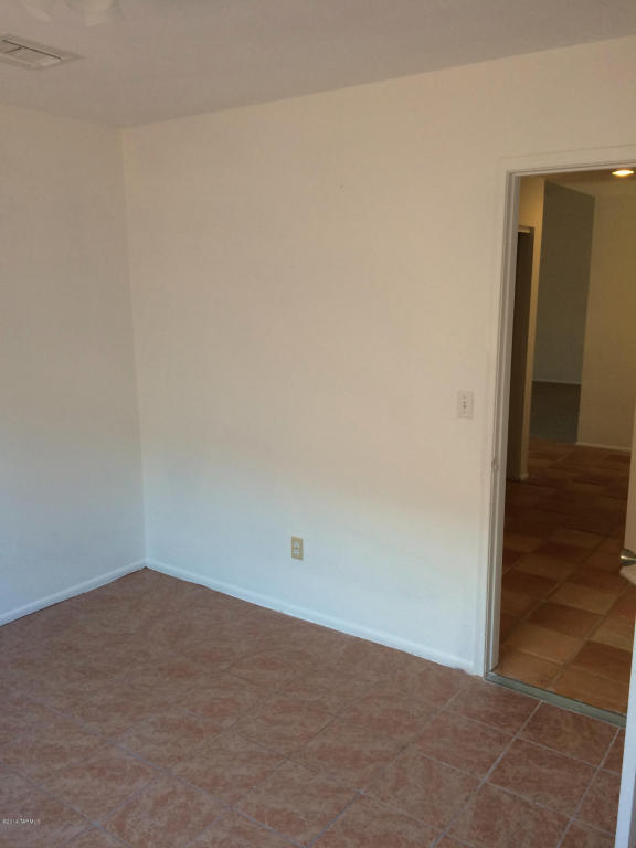 9060 N Eaglestone Loop, Tucson, AZ 85742 photo 26