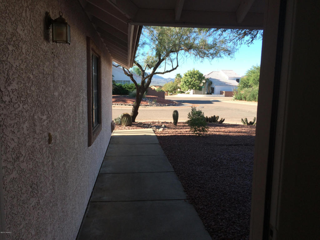 9060 N Eaglestone Loop, Tucson, AZ 85742 photo 6