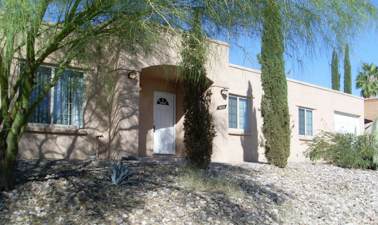 9601 E Myra Dr, Tucson, AZ 85730 photo 1
