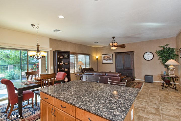 456 S Blue River Loop, Vail, AZ 85641 photo 6
