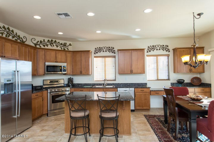 456 S Blue River Loop, Vail, AZ 85641 photo 5