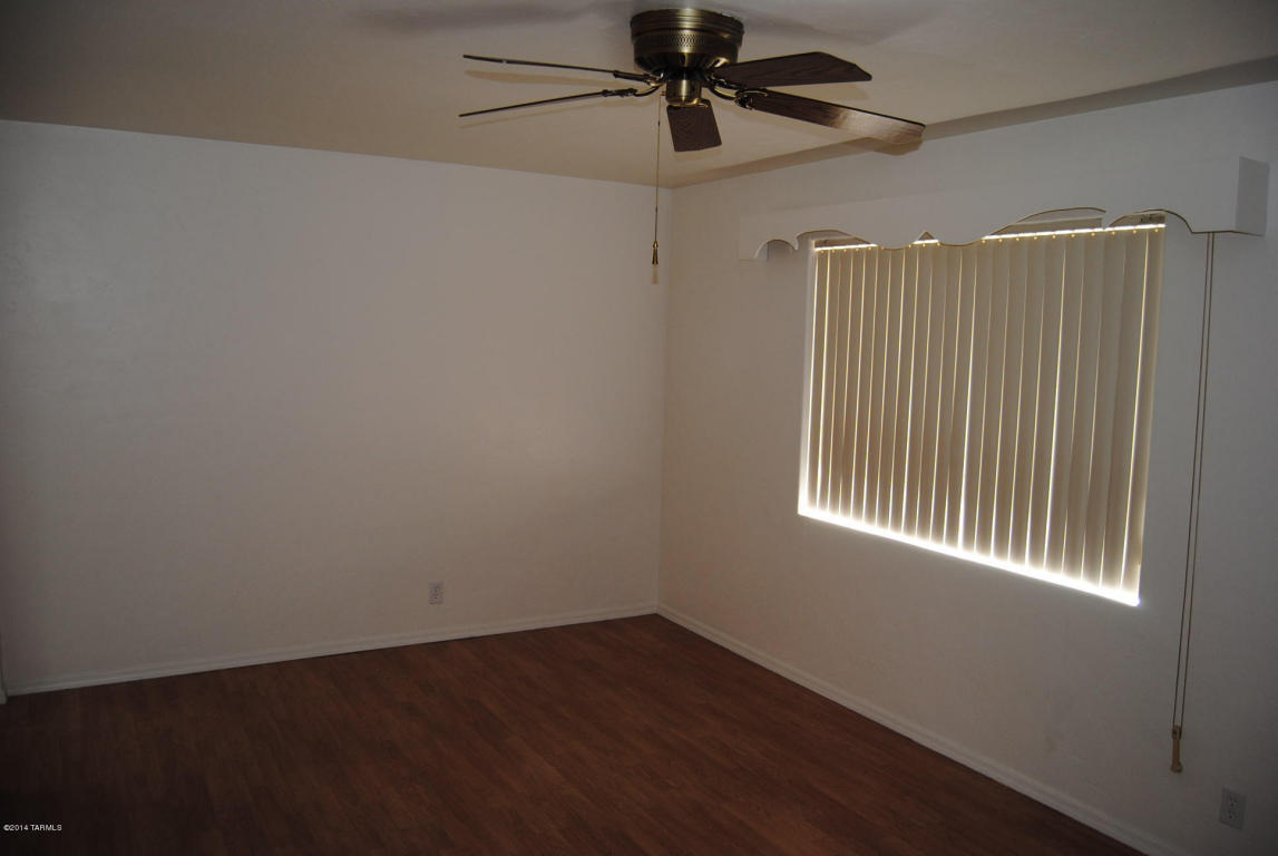 4637 E 24th St, Tucson, AZ 85711 photo 6