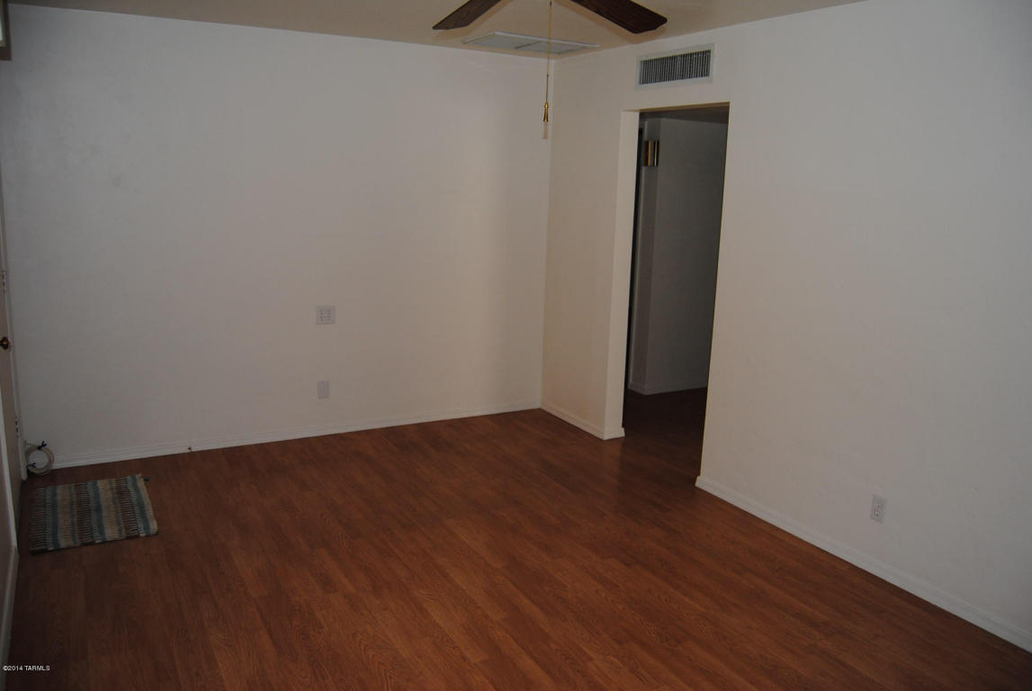 4637 E 24th St, Tucson, AZ 85711 photo 3