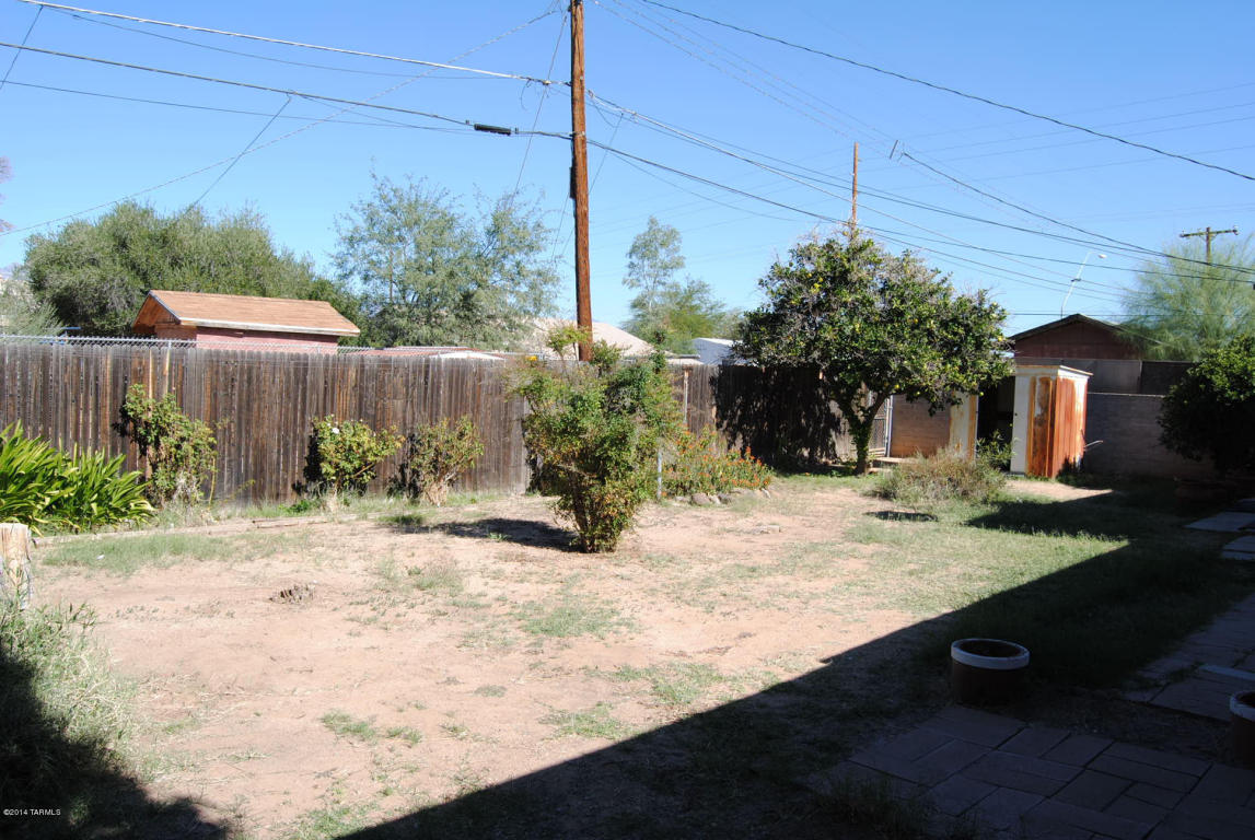 4637 E 24th St, Tucson, AZ 85711 photo 17