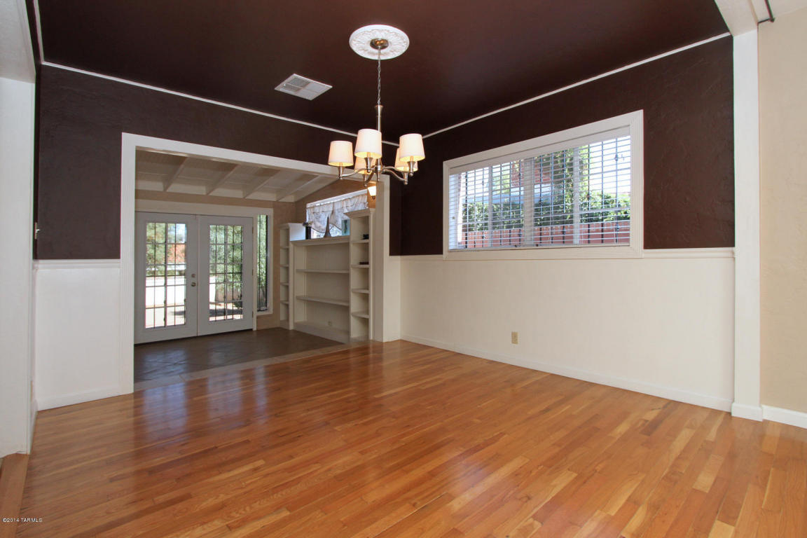2231 E 9th St, Tucson, AZ 85719 photo 4