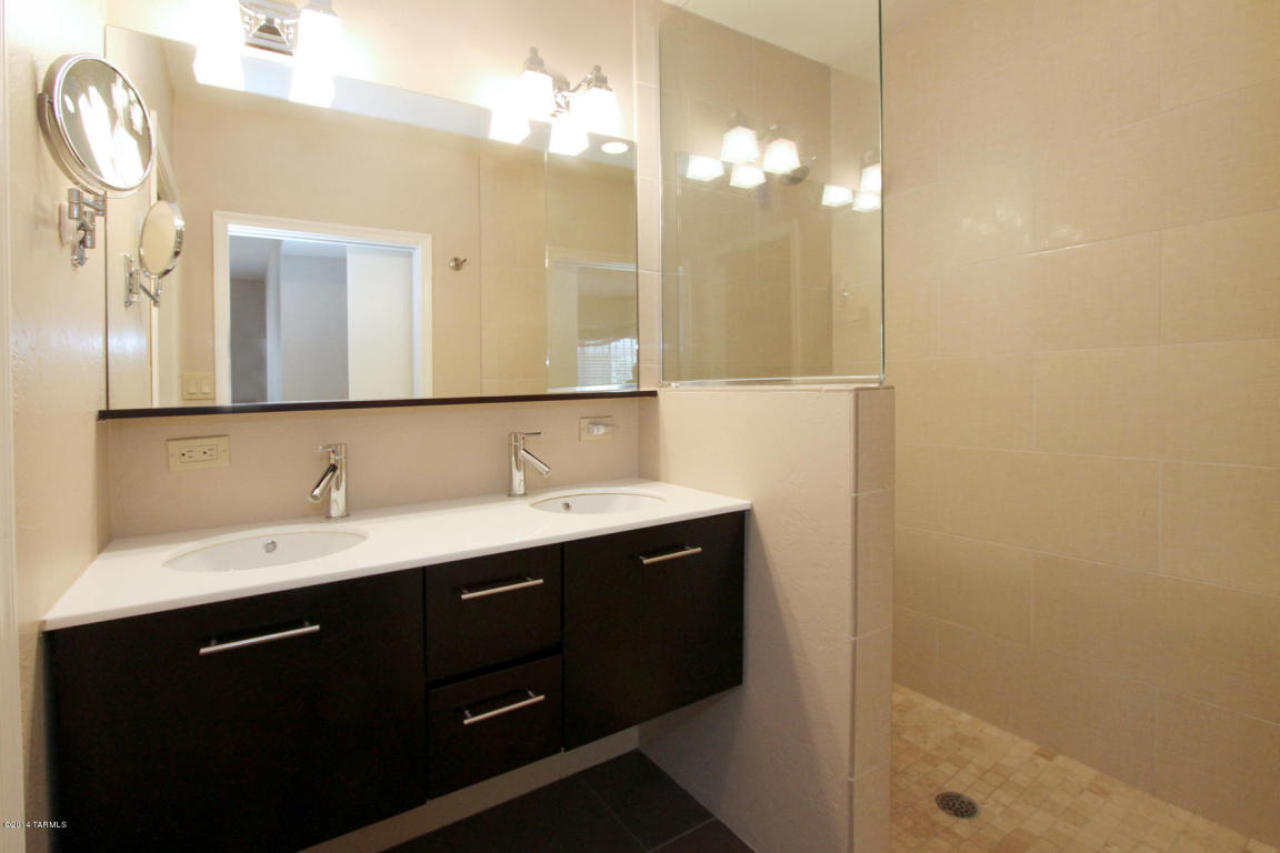 2231 E 9th St, Tucson, AZ 85719 photo 14