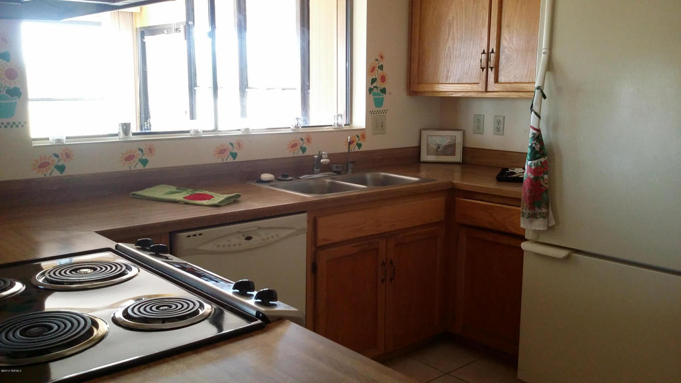 10033 Eric Alan Pl, Tucson, AZ 85748 photo 9