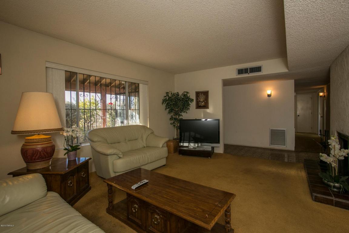6331 E River Rd, Tucson, AZ 85750 photo 27