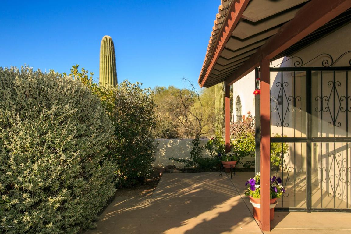 6331 E River Rd, Tucson, AZ 85750 photo 12