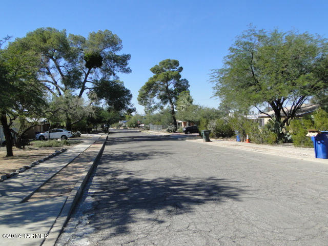 2526 E Hampton St, Tucson, AZ 85716 photo 13