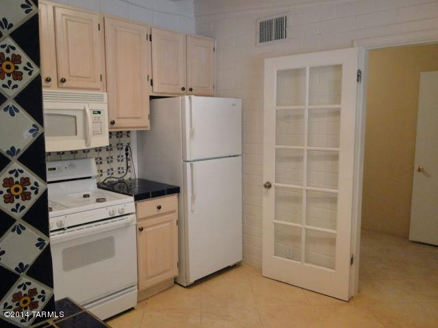 2526 E Hampton St, Tucson, AZ 85716 photo 4