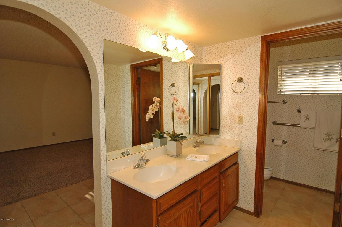 9040 E Saddleback Dr, Tucson, AZ 85749 photo 14