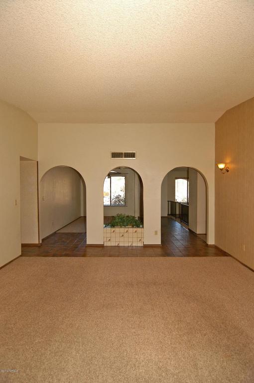 9040 E Saddleback Dr, Tucson, AZ 85749 photo 5