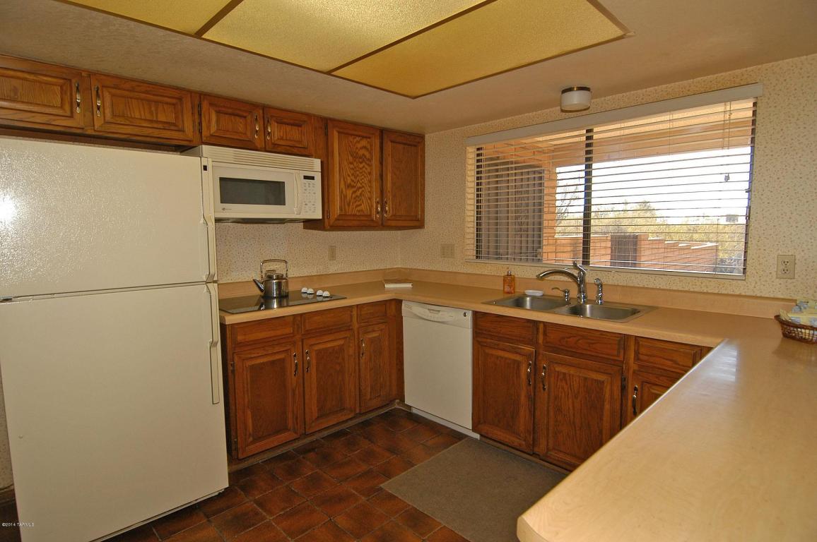 9040 E Saddleback Dr, Tucson, AZ 85749 photo 9