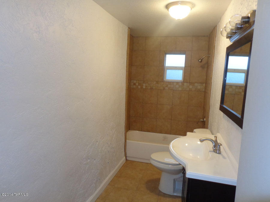 1214 E 27th St, Tucson, AZ 85713 photo 11
