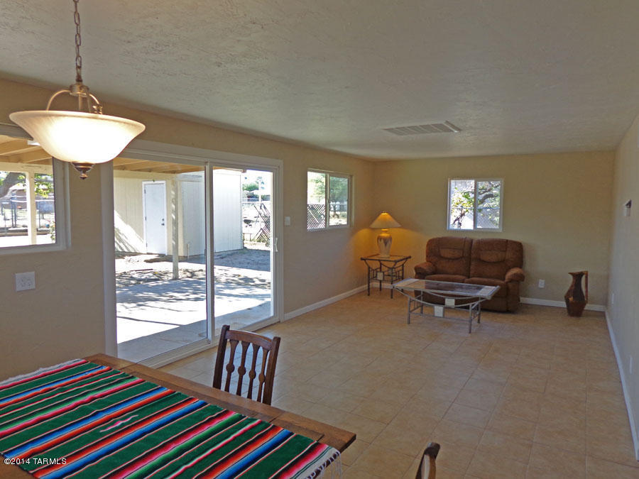1214 E 27th St, Tucson, AZ 85713 photo 6