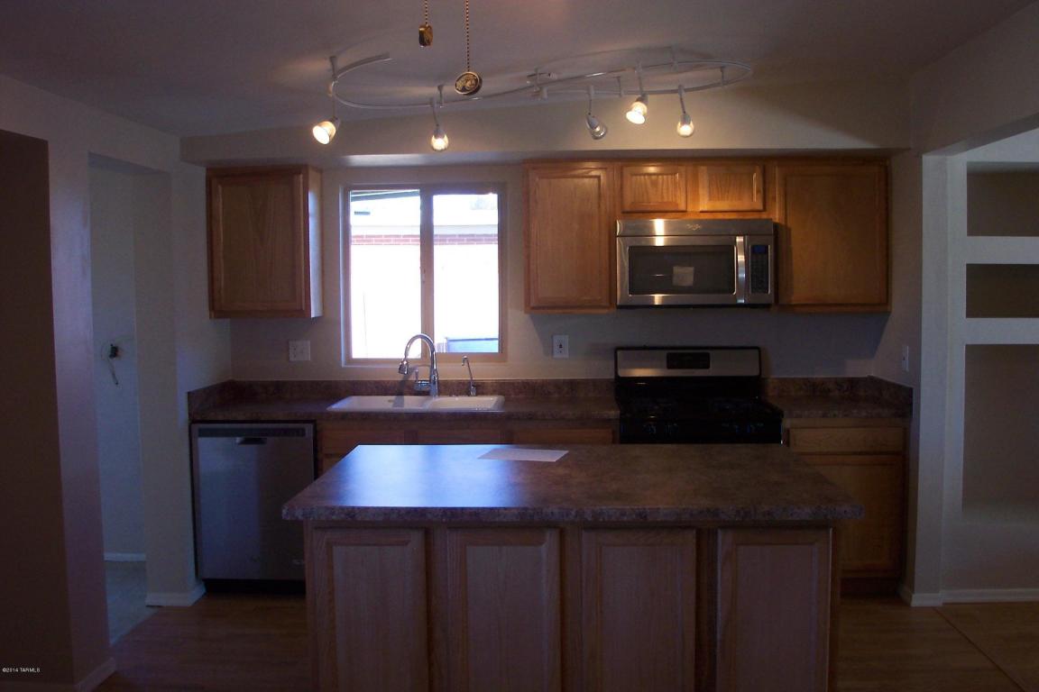 7334 E Sylvane Dr, Tucson, AZ 85710 photo 12