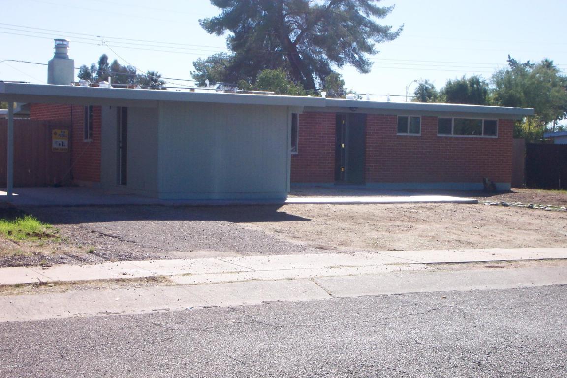7334 E Sylvane Dr, Tucson, AZ 85710 photo 4