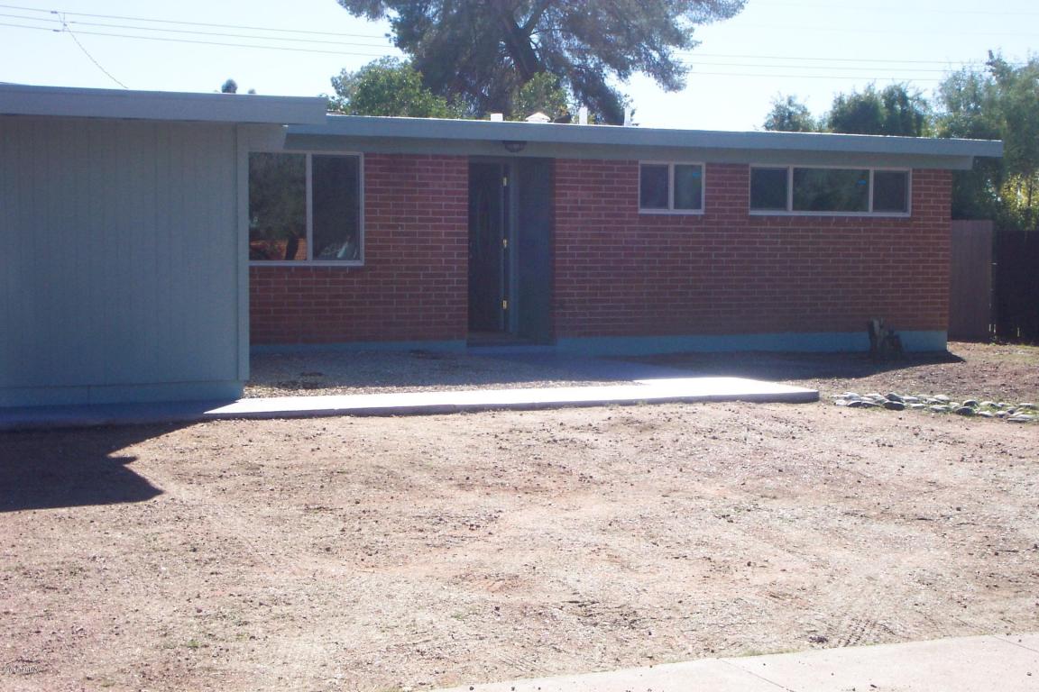 7334 E Sylvane Dr, Tucson, AZ 85710 photo 5