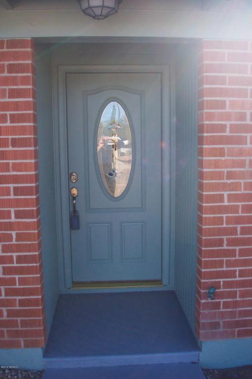 7334 E Sylvane Dr, Tucson, AZ 85710 photo 7