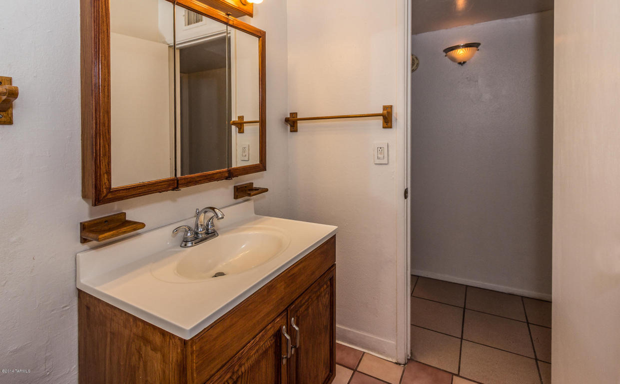 7002 E Stella Rd, Tucson, AZ 85730 photo 14