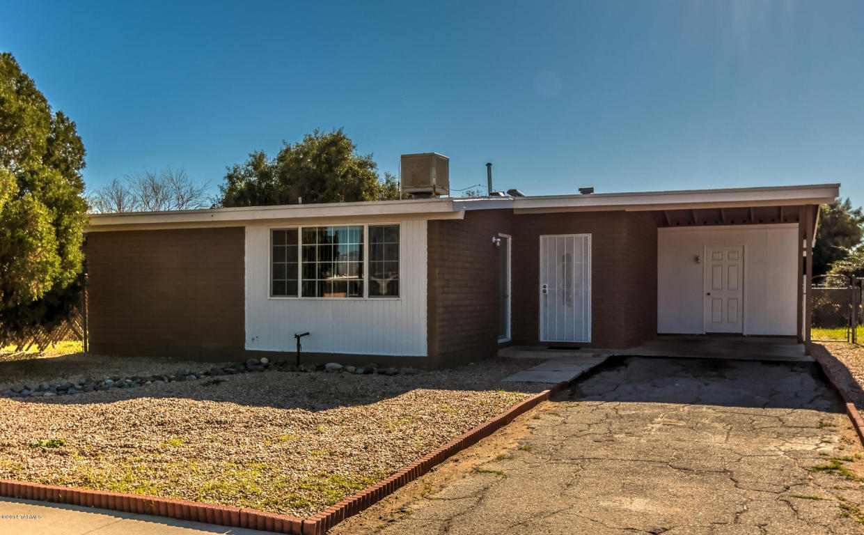 7002 E Stella Rd, Tucson, AZ 85730 photo 2
