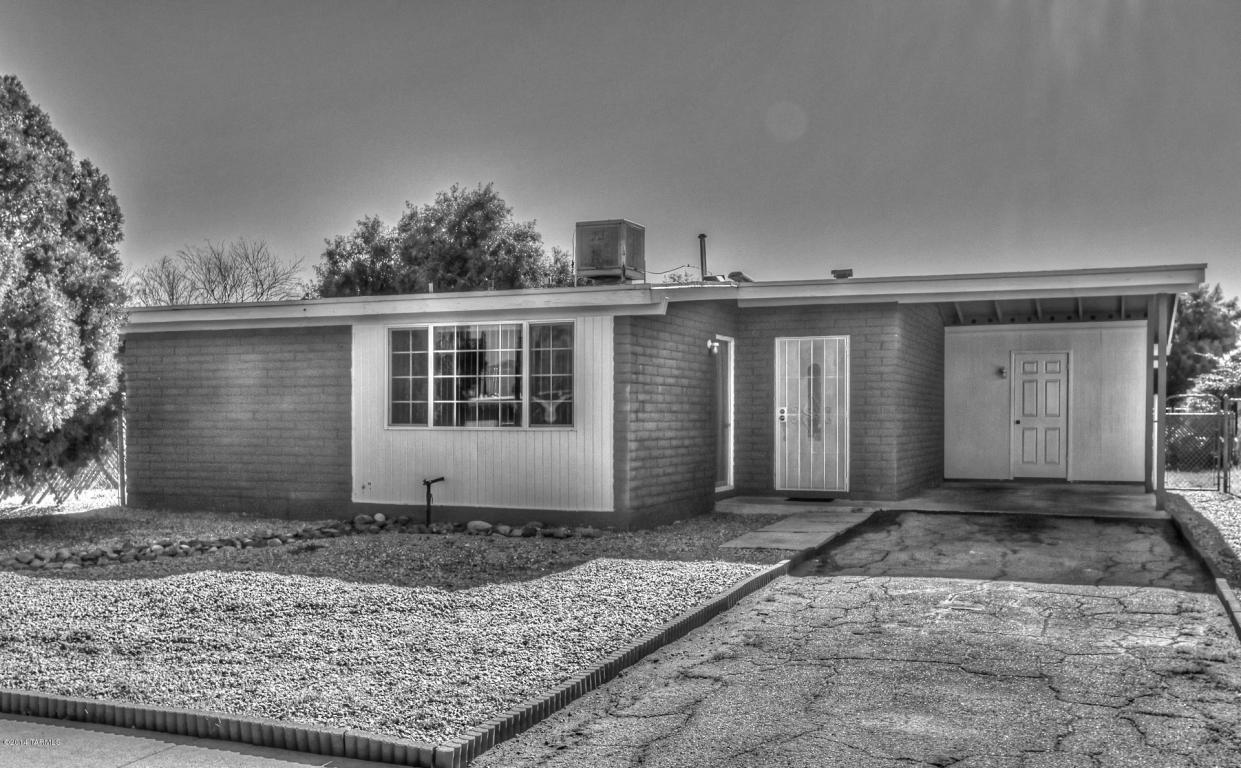 7002 E Stella Rd, Tucson, AZ 85730 photo 1
