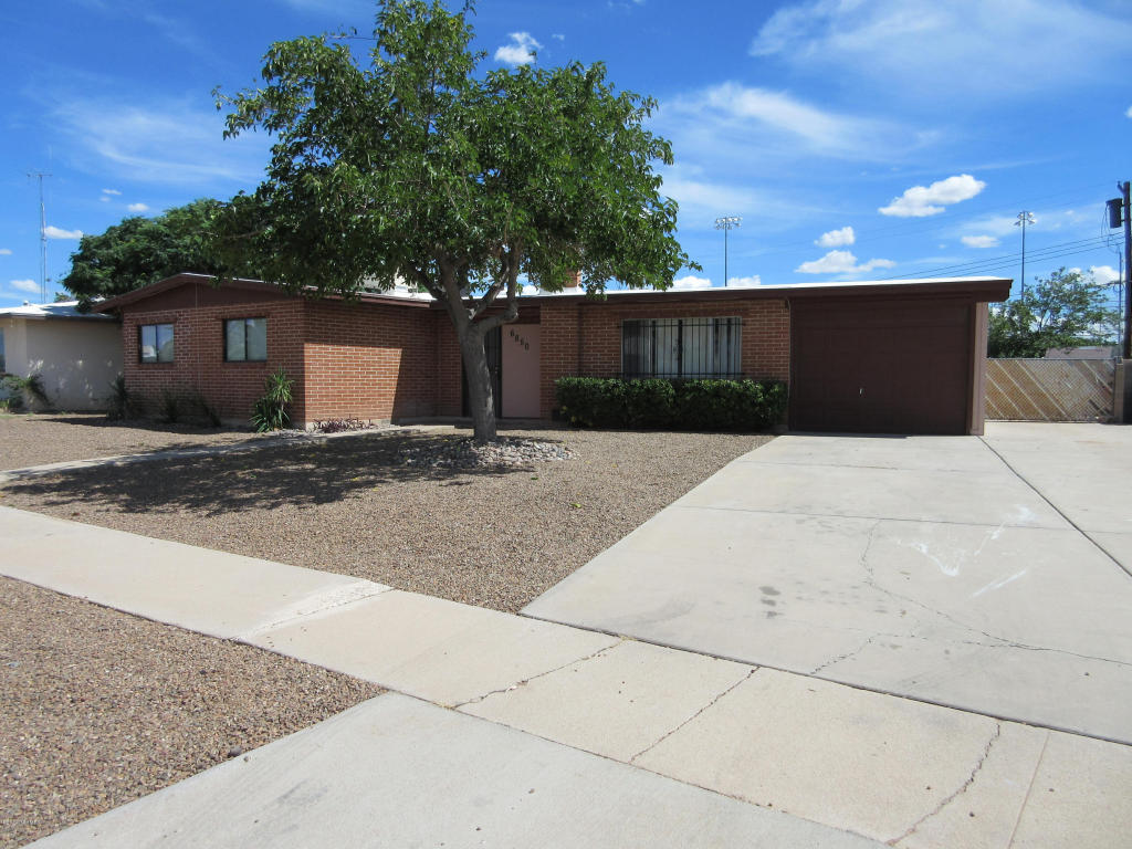 6850 E David Dr, Tucson, AZ 85730 photo 3