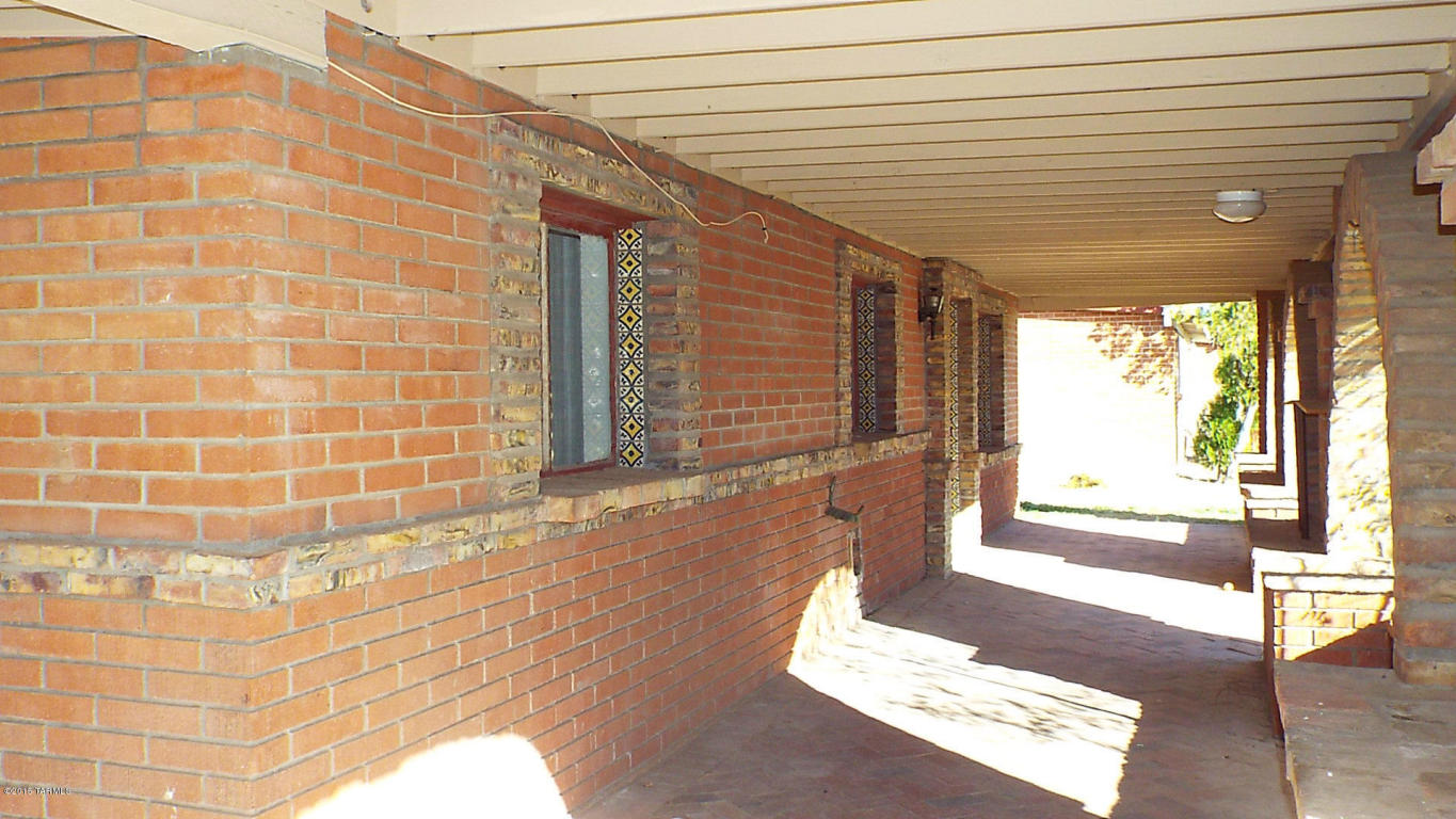5117 E 26th St, Tucson, AZ 85711 photo 3