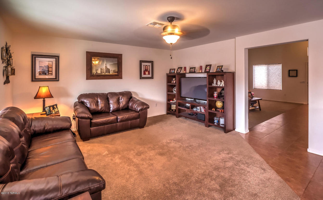 155 W Cheevers St, Vail, AZ 85641 photo 4