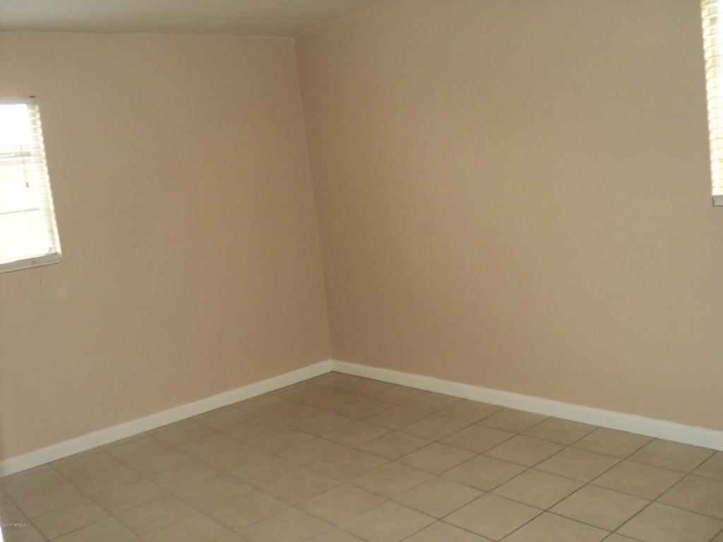 5557 E 24th St, Tucson, AZ 85711 photo 11