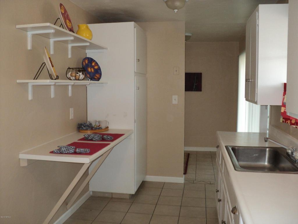 5557 E 24th St, Tucson, AZ 85711 photo 9
