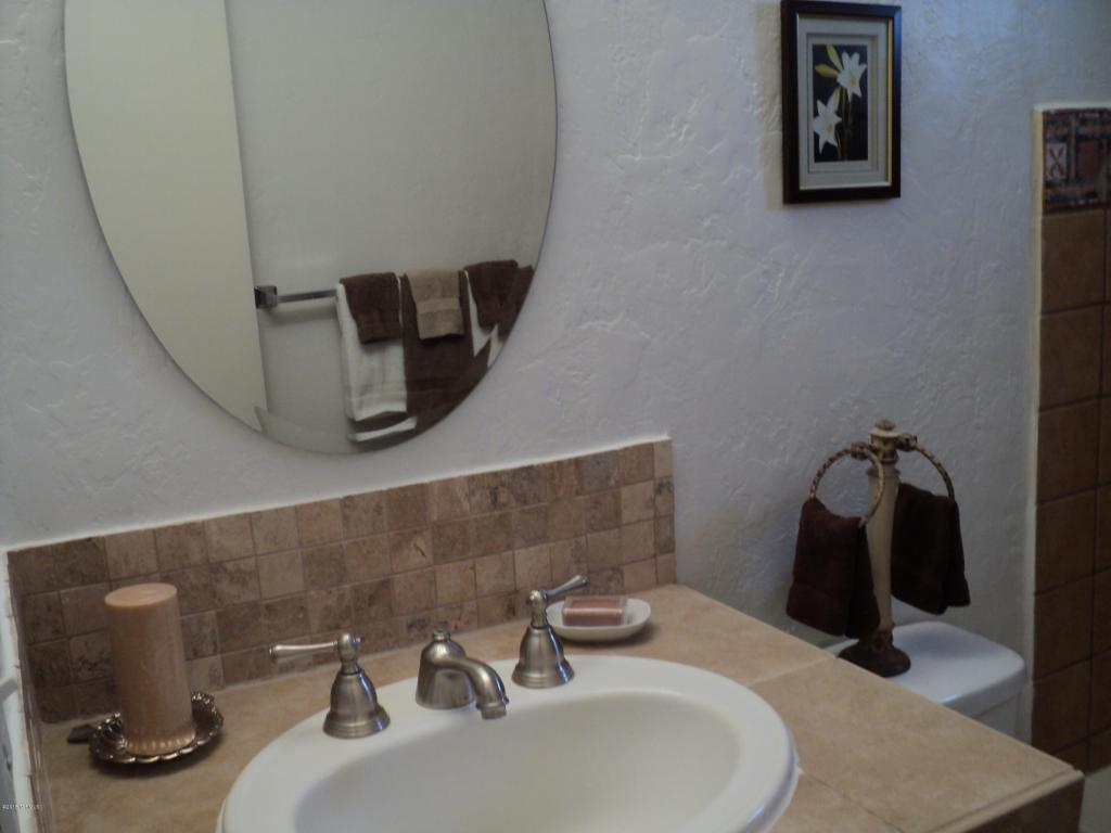 5557 E 24th St, Tucson, AZ 85711 photo 16