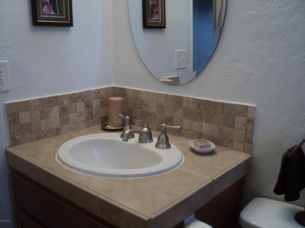 5557 E 24th St, Tucson, AZ 85711 photo 14