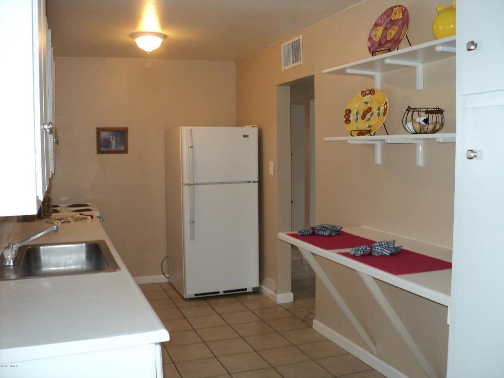 5557 E 24th St, Tucson, AZ 85711 photo 6