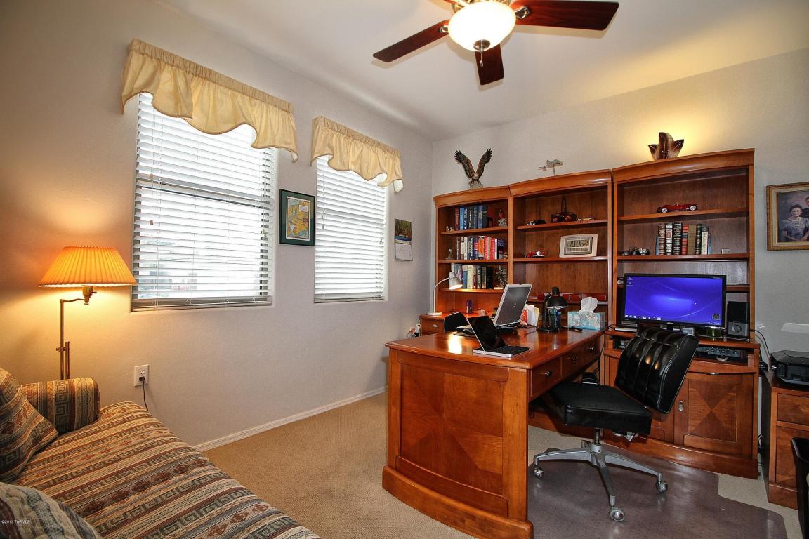 13735 E Carruthers St, Vail, AZ 85641 photo 2