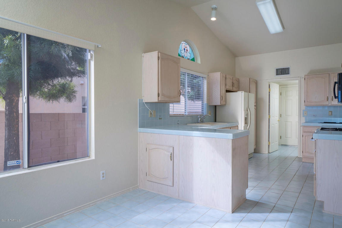 3533 W Thundercloud Loop, Tucson, AZ 85742 photo 8